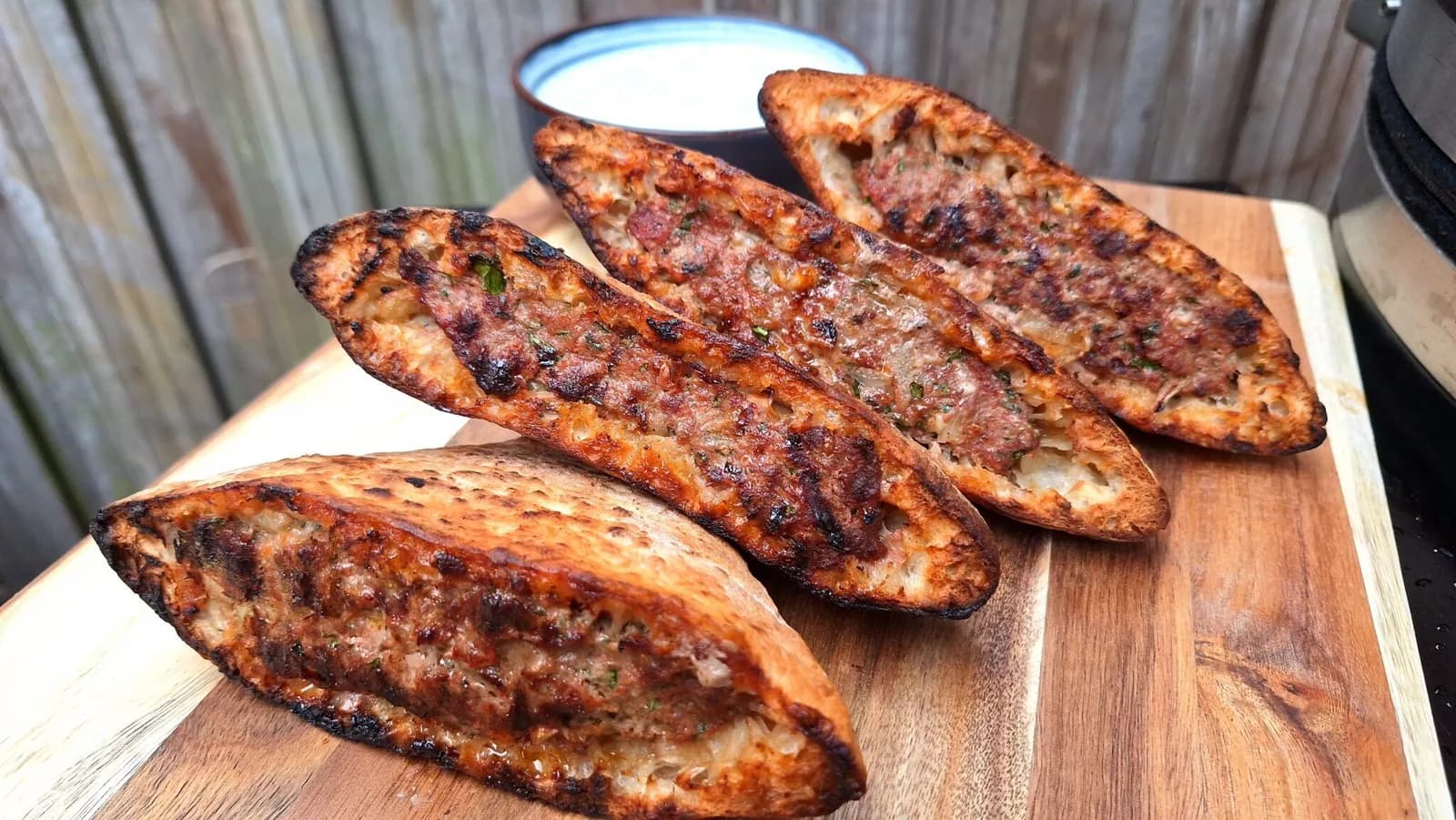 Arayes: grilled stuffed pitas