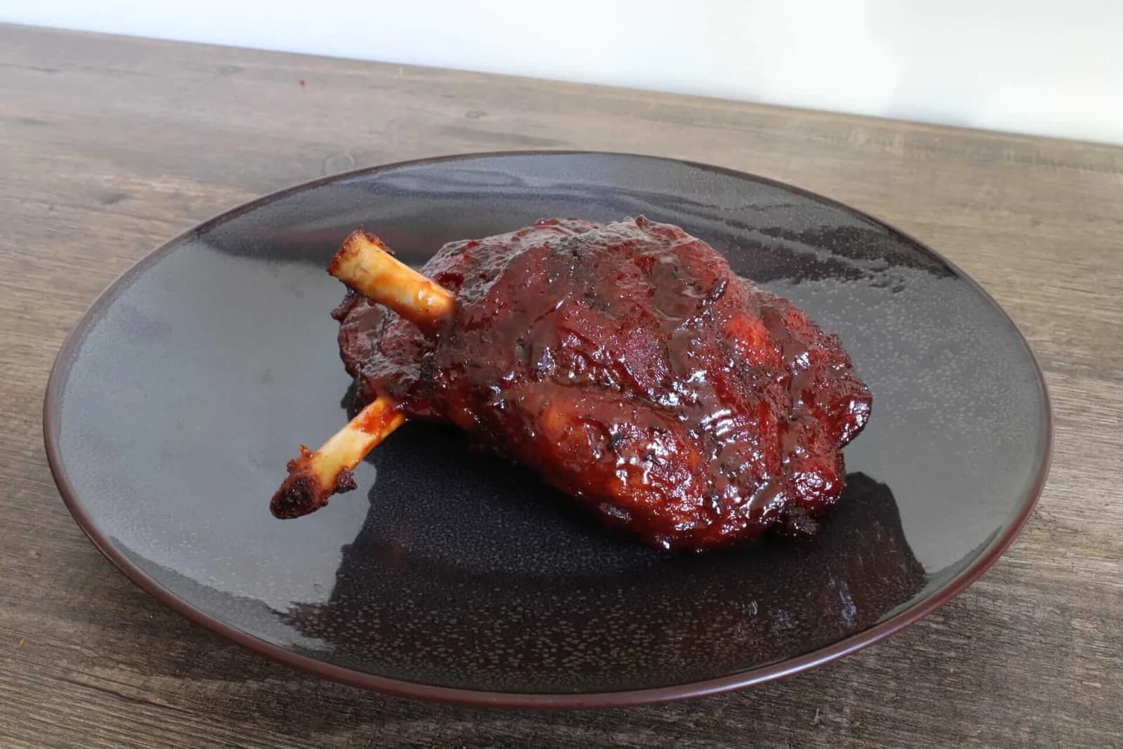 BBQ pig wings (small pork shanks)