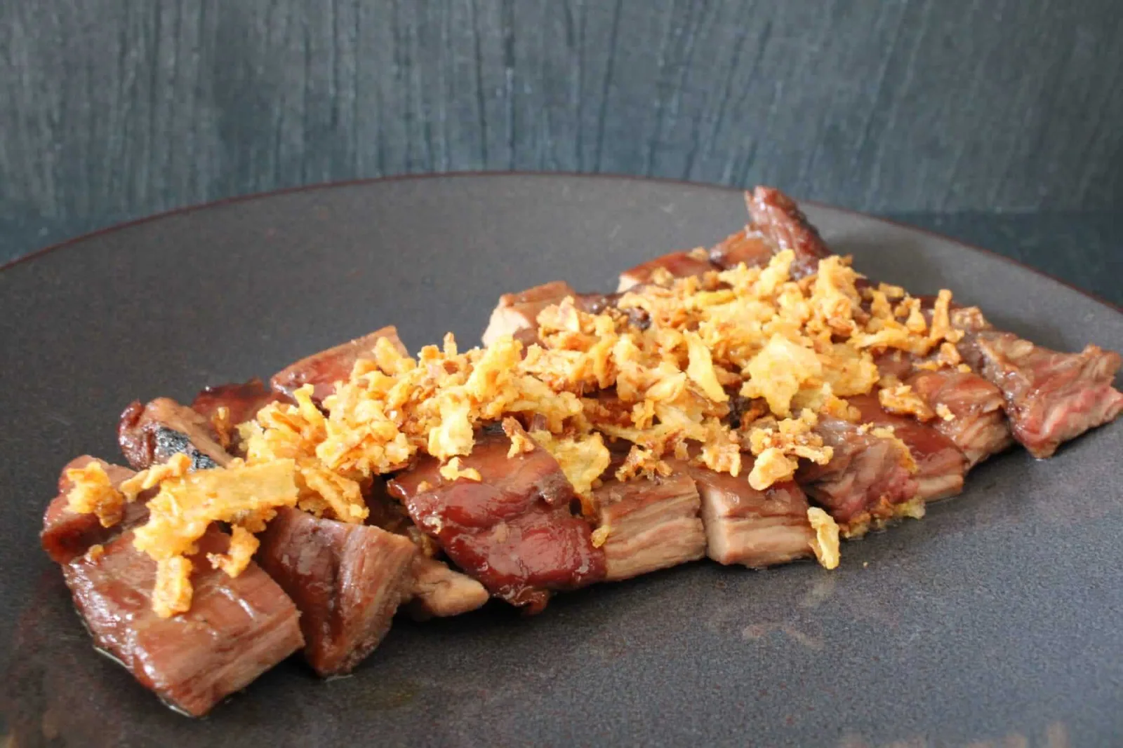BBQ teriyaki skirt steak