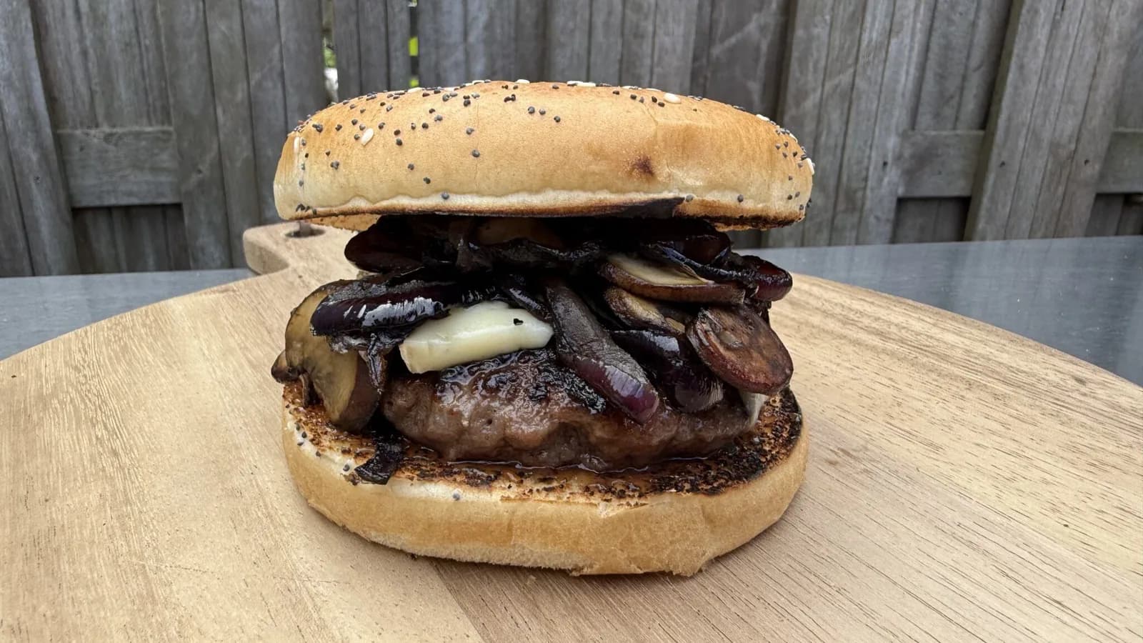 Autumn burger with brie and chestnut mushrooms
